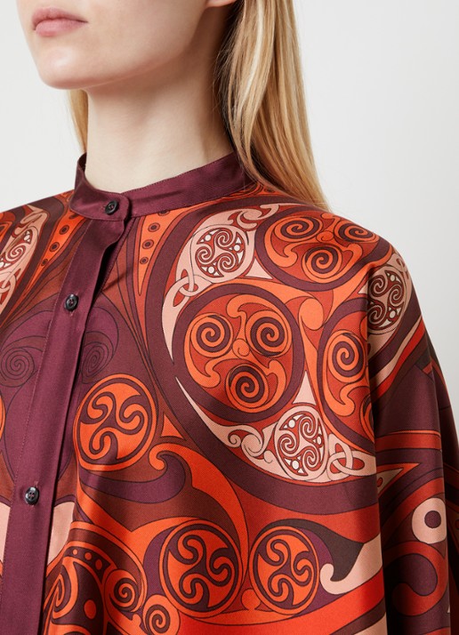 La DoubleJ Foulard blouse van zijde met print - detail 5 donkerrood