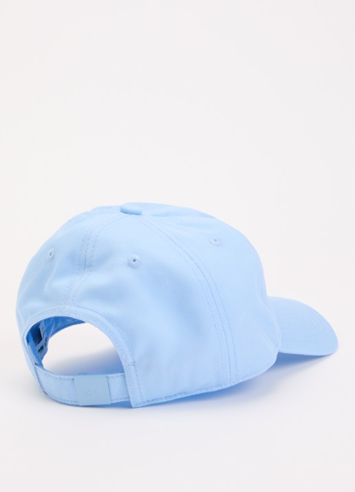 Lacoste Core pet met logoborduring - detail lichtblauw