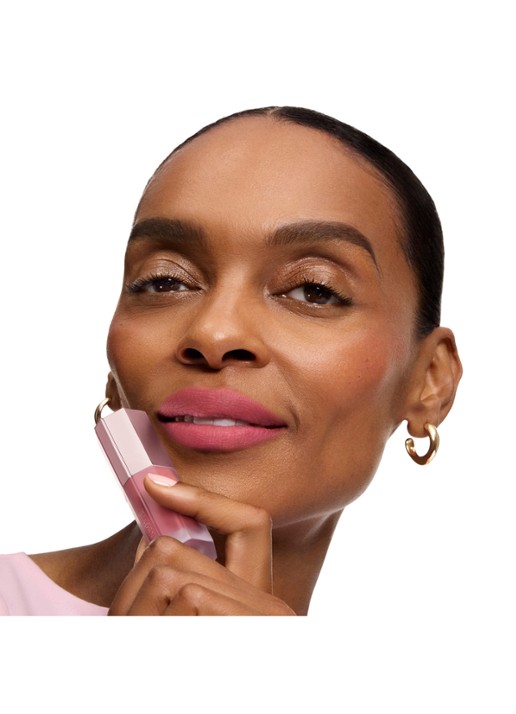 Lancôme Lip Idôle Cuddle Blur - vloeibare lipstick - detail 5 23 cozy berry