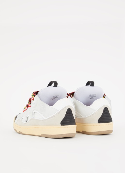 Lanvin Curb sneaker van kalfssuède met mesh details - achterkant lichtgrijs