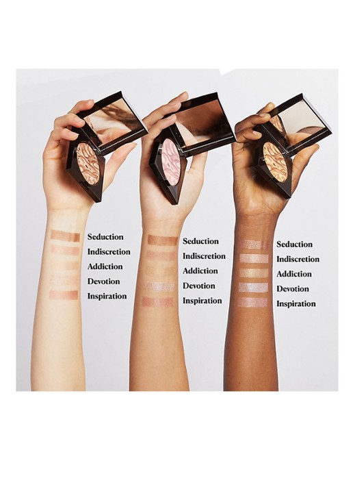 Laura Mercier Face Illuminator - highlighter - detail 3 indescretion