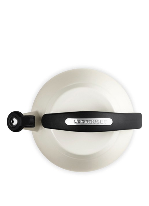 Le Creuset Cloche fluitketel 2,1 liter - detail beige