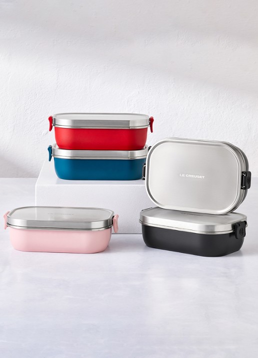Le Creuset On The Go lunchbox 0,9 liter - voorkant 7 roze