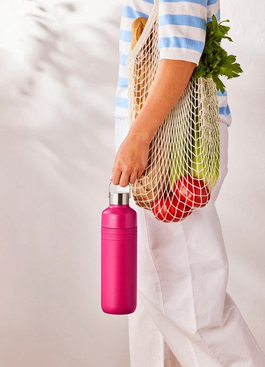 Le Creuset On the Go waterfles 1 liter - detail 5 roze