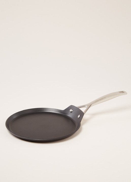 Le Creuset Pannenkoekenpan Ø24 cm - voorkant 3 zwart