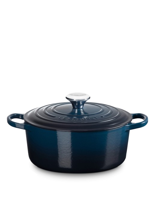 Le Creuset Signature braad-/stoofpan Ø24 cm - voorkant 8 donkerblauw