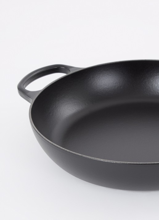 Le Creuset Signature braadpan Ø30 cm - detail mat zwart / zwart
