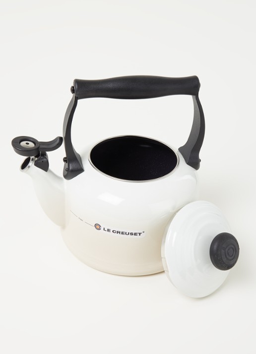 Le Creuset Tradition fluitketel 2,1 liter  - detail 3 meringue / beige