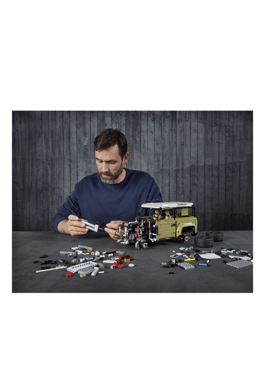 LEGO Land Rover Defender - 42110 - detail 4 undefined