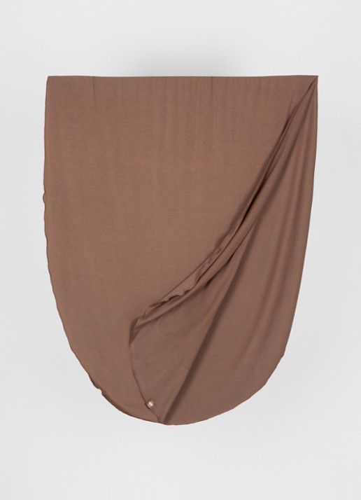 LES Atelier Bamboo Jersey hoofddoek 180 x 82 cm - detail bruin
