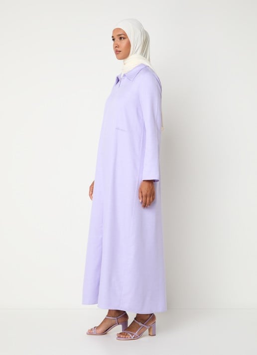 LES Atelier Maria maxi jurk met kraag en halve rits - voorkant 2 lila