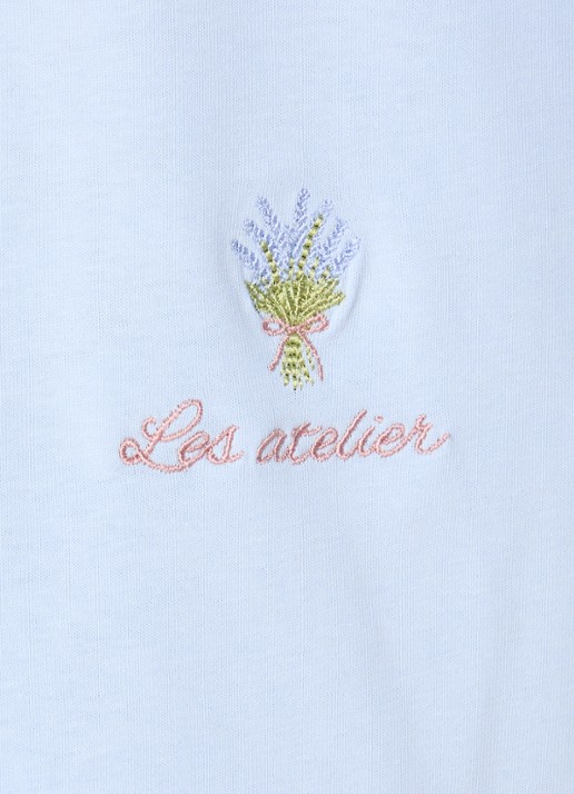LES Atelier Nada oversized T-shirt met logoborduring - detail 2 lichtblauw