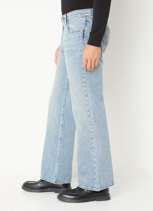 Levi's 567 straight leg jeans met medium wassing - detail 2 indigo