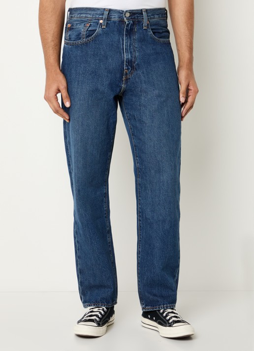 Levi's 568 straight leg jeans met medium wassing
