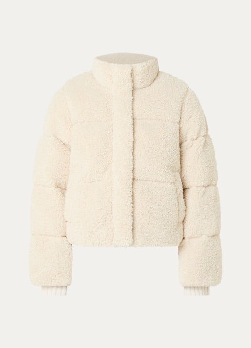 Levi's Brynn cropped puffer jack van teddy met steekzakken - voorkant creme