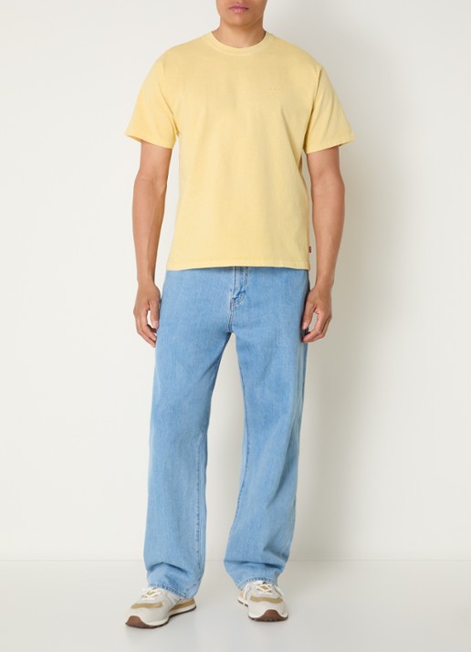 Levi's Red Tab T-shirt met ronde hals - voorkant 3 geel