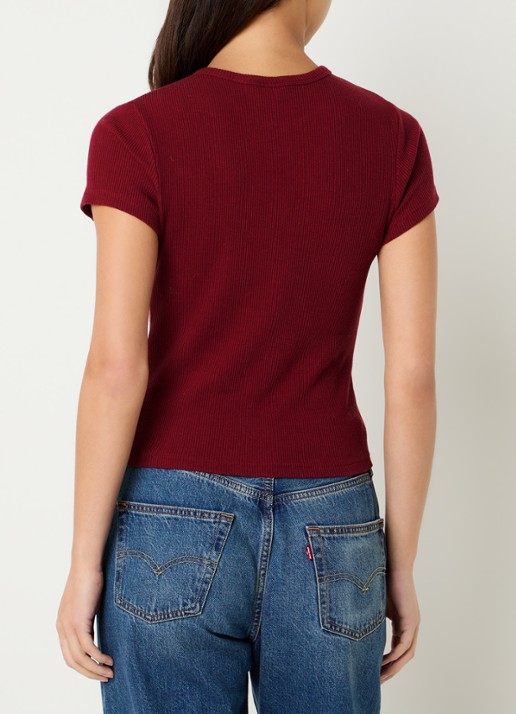 Levi's Rory top met ribstructuur - achterkant 3 steenrood