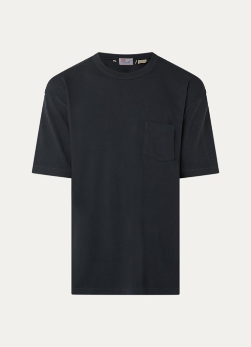 Levi's T-shirt met borstzak - voorkant 2 donkerblauw