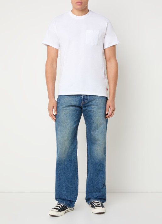 Levi's T-shirt met borstzak - voorkant 4 wit