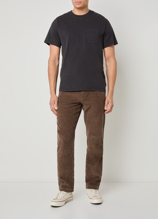 Levi's T-shirt met borstzak - voorkant 3 zwart