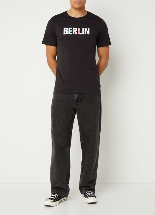 Levi's T-shirt met print - voorkant 4 zwart