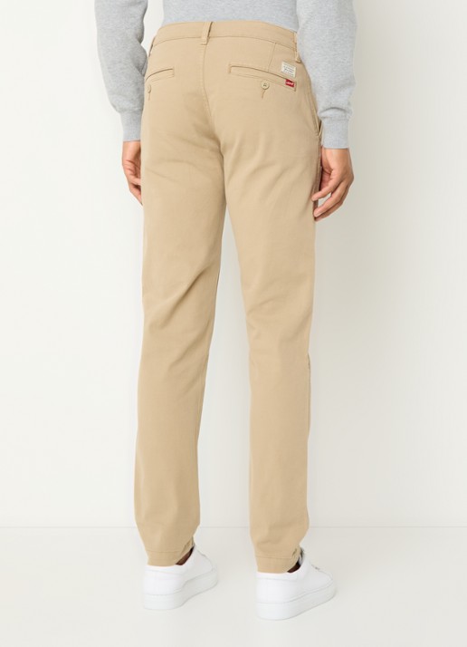 Levi's Tapered fit chino met steekzakken - achterkant khaki