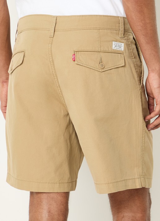 Levi's XX Authentic II straight fit korte chino met steekzakken - achterkant 2 camel