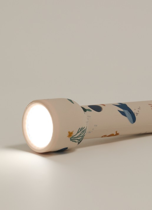 Liewood Gry zaklamp - voorkant 2 zand