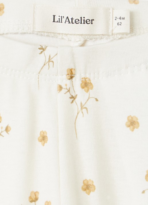 Lil 'Atelier NBFLayo legging met print - detail gebroken wit