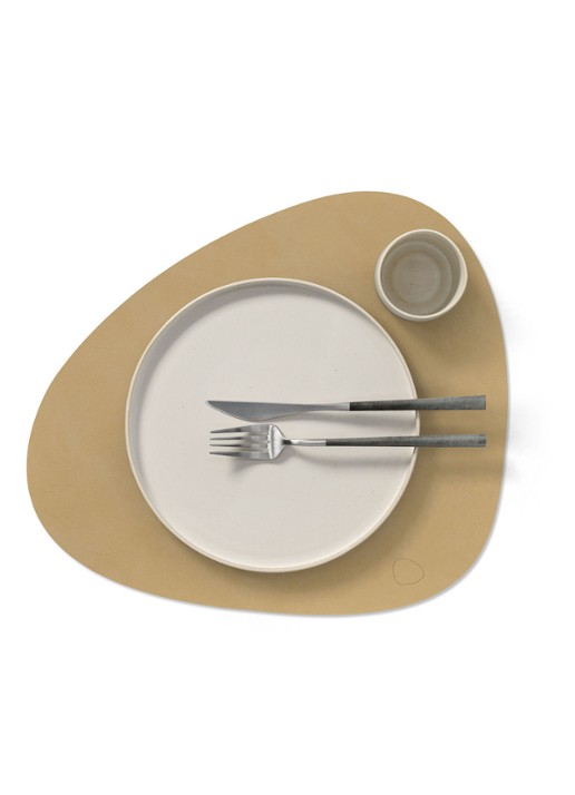 LIND DNA Nupo placemat 37 x 44 cm  - voorkant 2 khaki