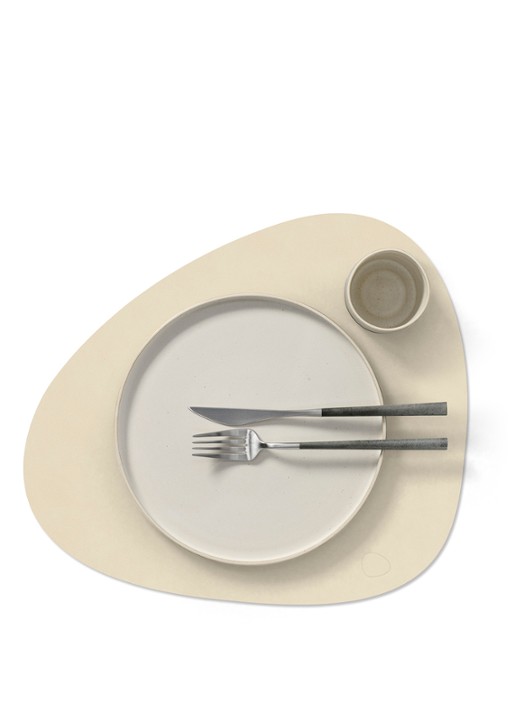LIND DNA Nupo placemat 37 x 44 cm - achterkant 2 vanillegeel