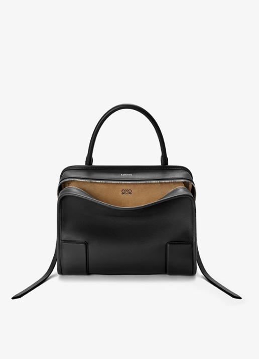 LOEWE Amazona 180 Medium schoudertas van kalfsleer