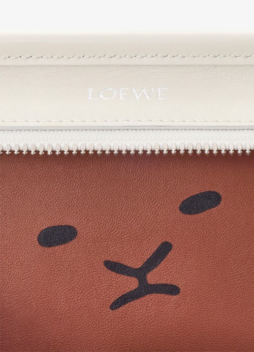 LOEWE Amazona 180 Small Lion Intarsio handtas van kalfsleer - detail 5 gebroken wit