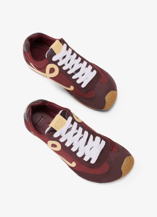 LOEWE Ballet Runner 2.0 sneaker met suède details - detail 4 donkerrood