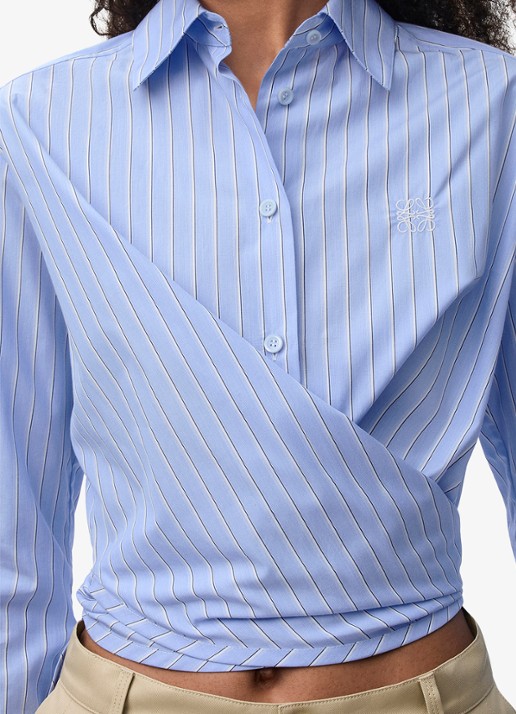 LOEWE Blouse met streepprint en overslag - detail 2 blauw
