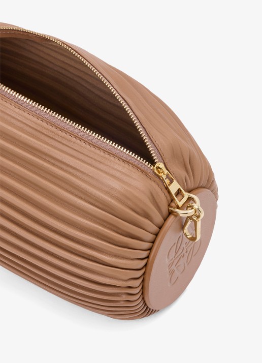 LOEWE Bracelet schoudertas van lamsleer - detail 2 bruin