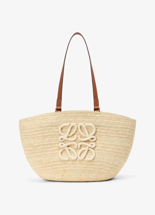 LOEWE Eclipse Medium shopper van raffia met logo - detail 2 beige