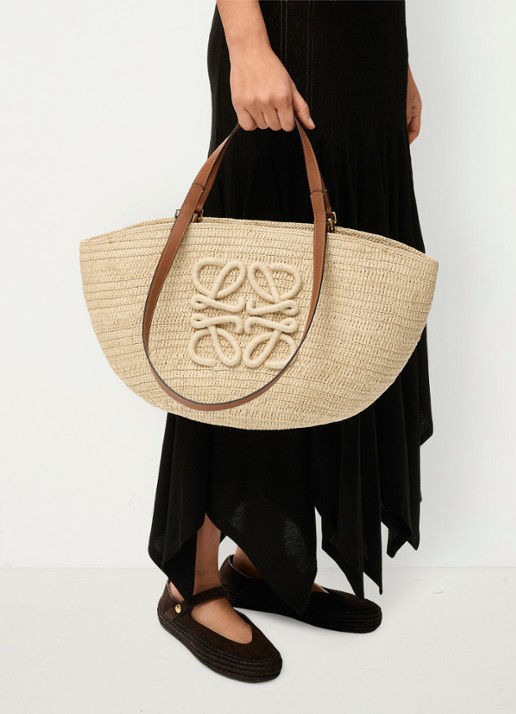 LOEWE Eclipse Medium shopper van raffia met logo - voorkant 8 beige