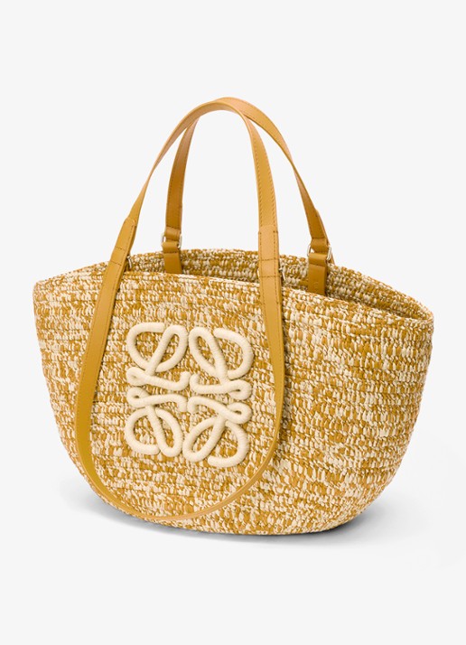 LOEWE Eclipse Medium shopper van raffia met logo - detail 3 mosterd