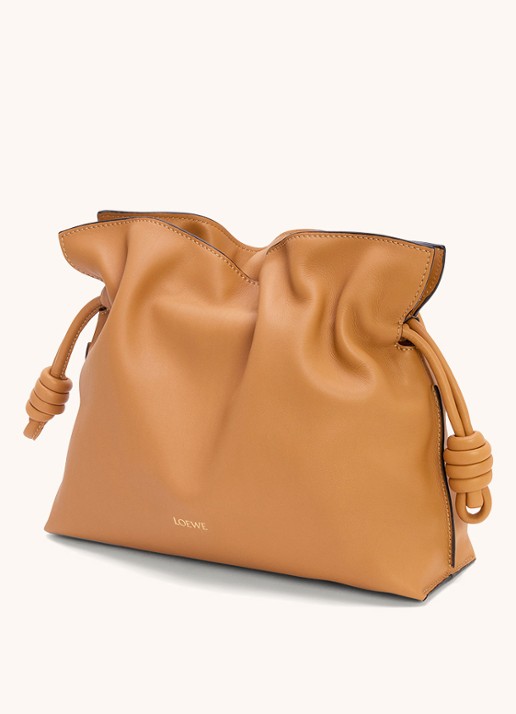 LOEWE Flamenco clutch van kalfsleer - achterkant 8 camel