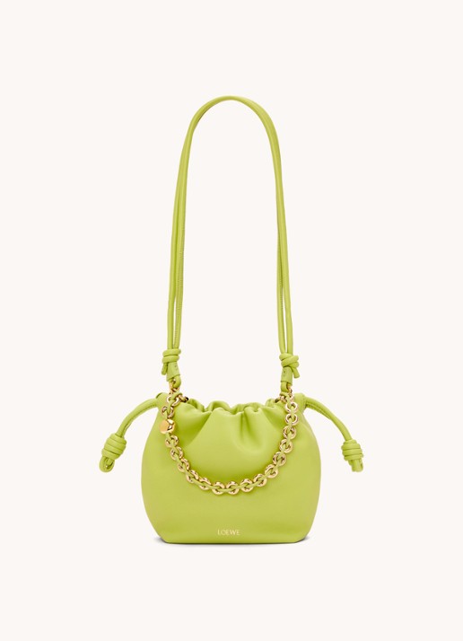 LOEWE Flamenco Mini clutch van lamsleer - detail 3 lime