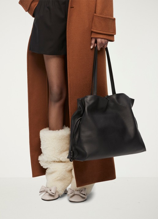 LOEWE Flamenco XL schoudertas van kalfsleer - voorkant 2 zwart