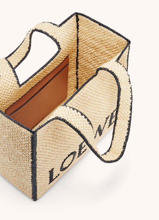 LOEWE Font Large shopper van raffia met logo - detail 6 beige