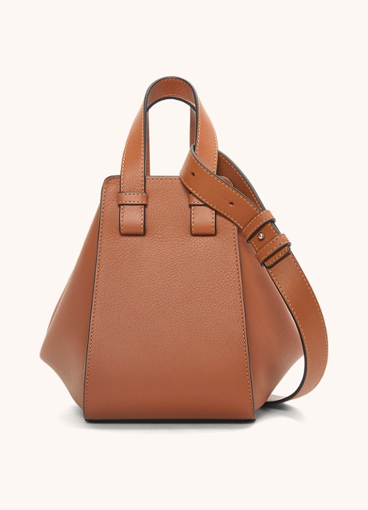 LOEWE Hammock handtas van kalfsleer - detail 5 camel