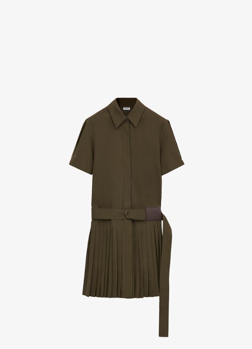 LOEWE Mini blousejurk met ceintuur en plissé - voorkant 2 khaki