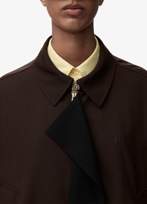 LOEWE Oversized jack in wolblend met steekzakken en logoborduring - detail 2 bruin