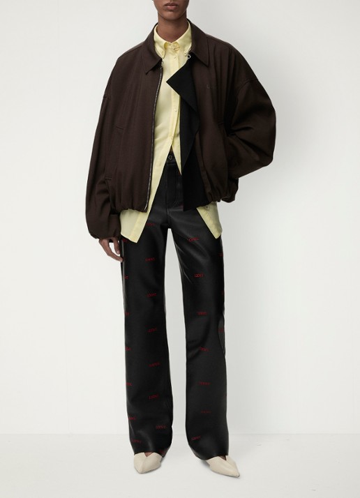 LOEWE Oversized jack in wolblend met steekzakken en logoborduring - voorkant 5 bruin
