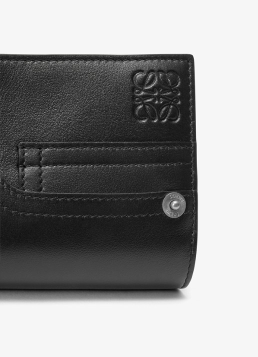 LOEWE Panta portemonnee van kalfsleer - detail zwart