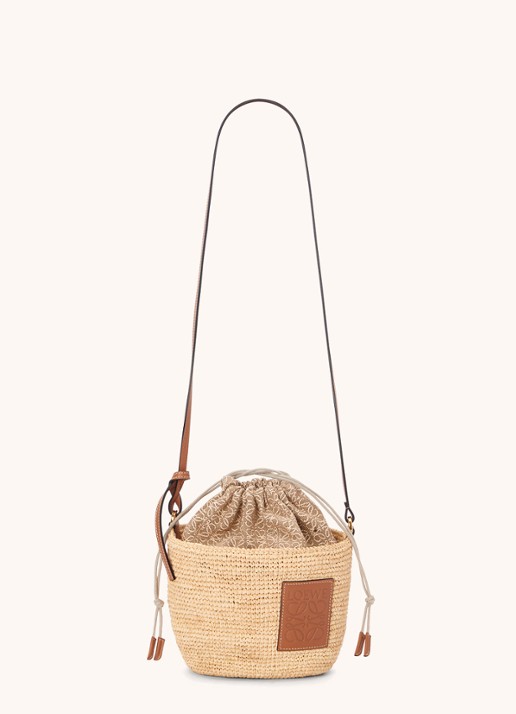 LOEWE Pochette schoudertas van raffia met kalfsleren details - detail 2 creme