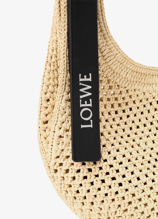 LOEWE Punch Hole Mini crossbodytas van raffia - detail 3 beige
